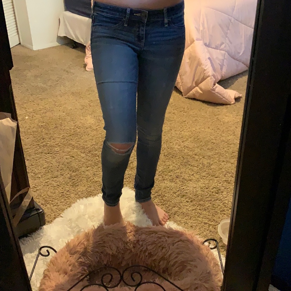 BOGO FREE 
Hollister Skinny Jeans